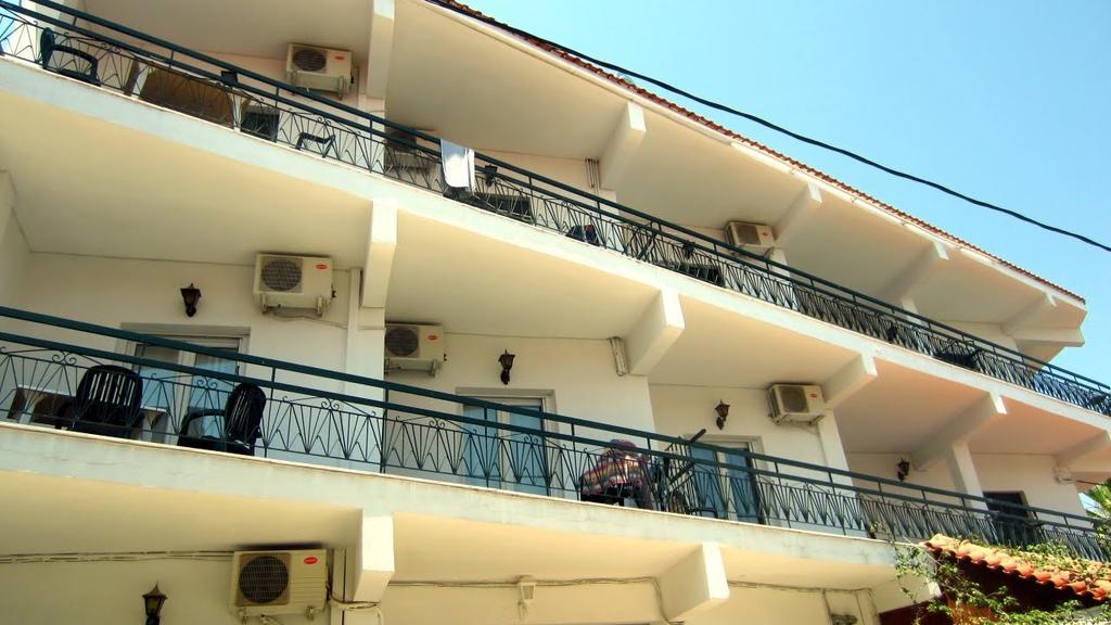Eliza Studios And Apartments 佩科霍里 外观 照片